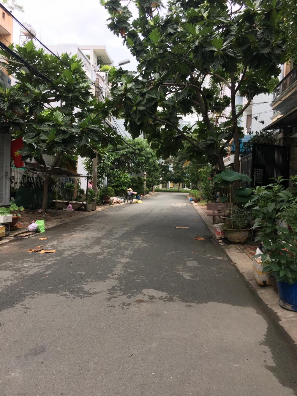 Nhà mặt tiền khu dân cư Nam Long Phú Thuận, Quận 7, DT 80m2