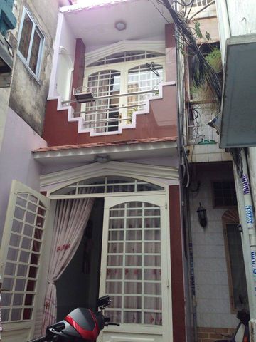 Bán nhà 2 mặt tiền HXH Lê Thị Riêng, Nguyễn Trãi Q. 1. DT 6x14m, giá cực rẻ.