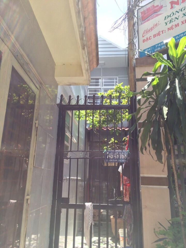 Chính chủ chuyển chỗ ở, bán nhà hẻm 749 Huỳnh Tấn Phát, phường Phú Thuận