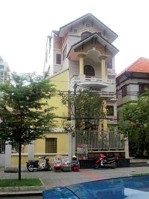 Bán nhà hxh đường Nguyễn Văn Thủ, Phường Đakao, Quận 1. 218tr/m2