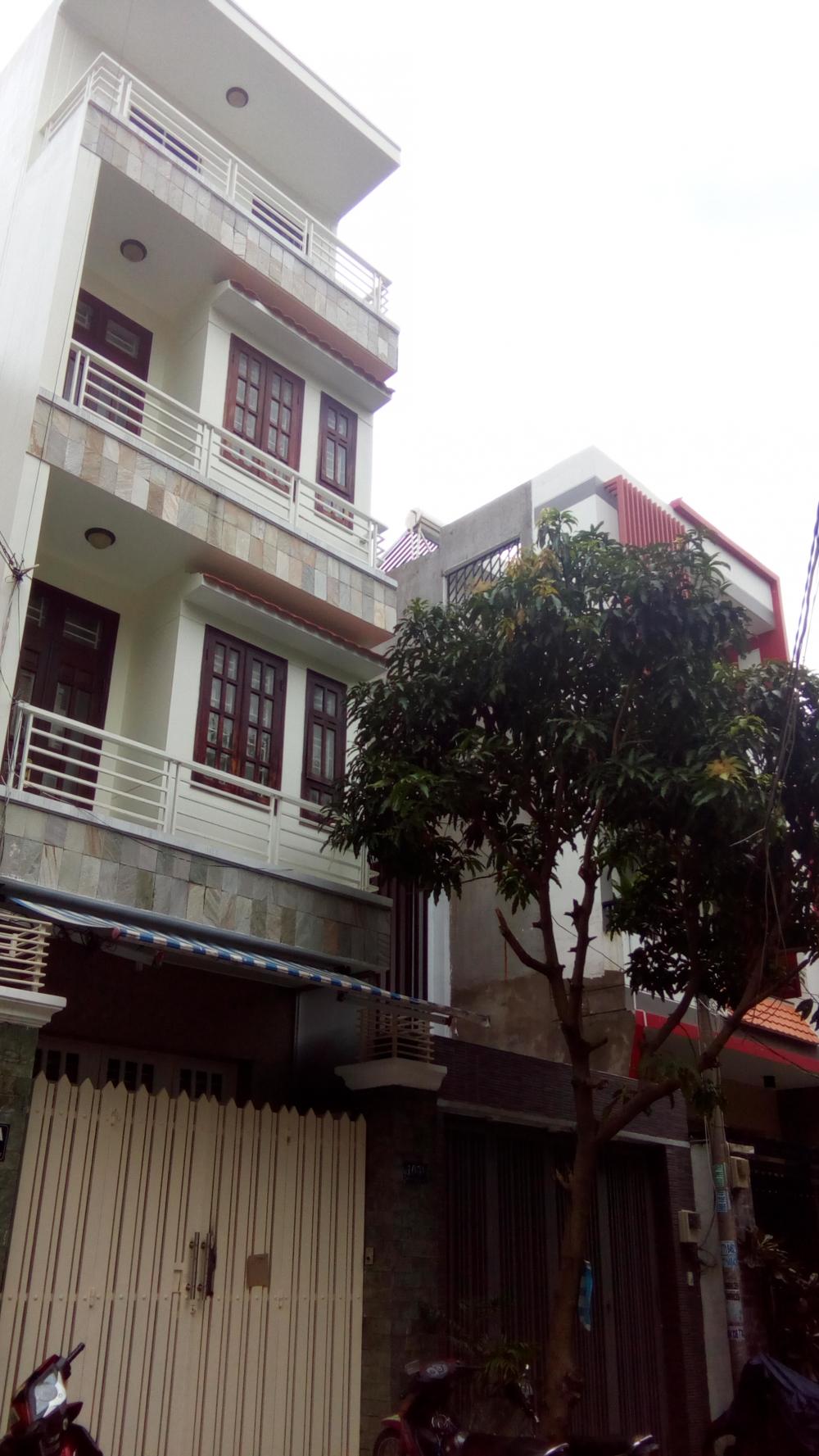 Bán nhà đẹp, trệt, lầu, giá 5,8 tỷ, KDC Tân Quy Đông, phường Tân Phong, quận 7
