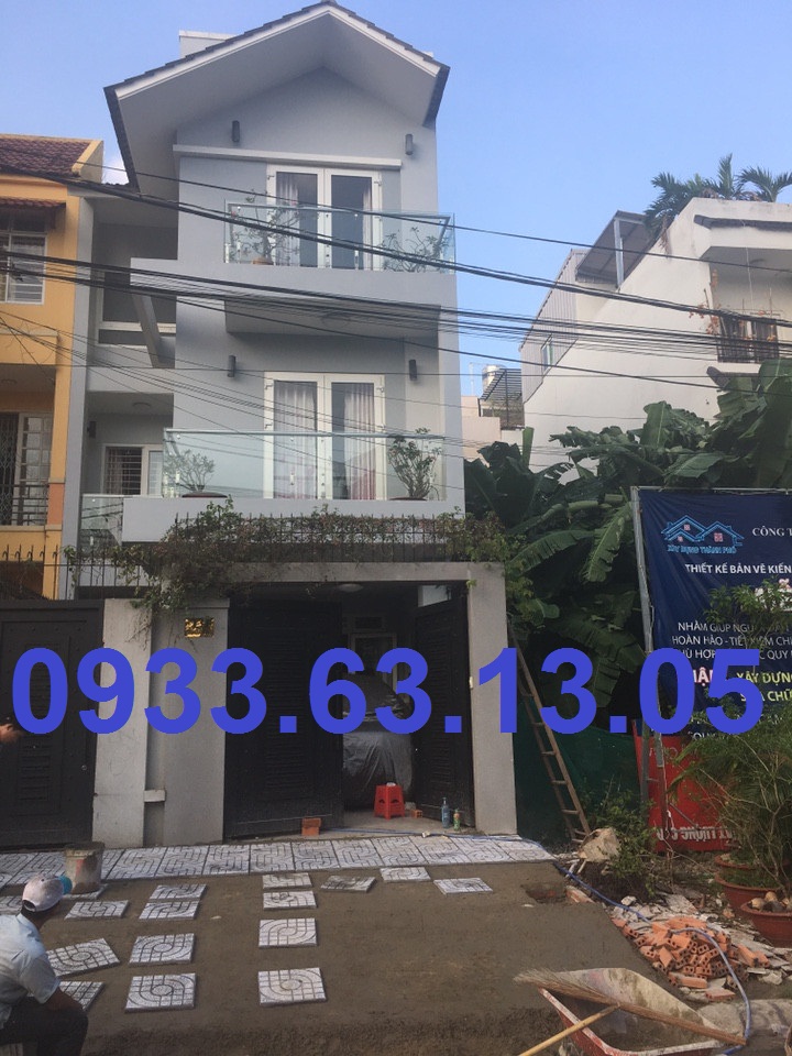 Nhà 3 lầu đường nhánh Nguyễn Duy Trinh, cách vòng xoay Phú Hữu 800m, đường rộng 8m điện âm