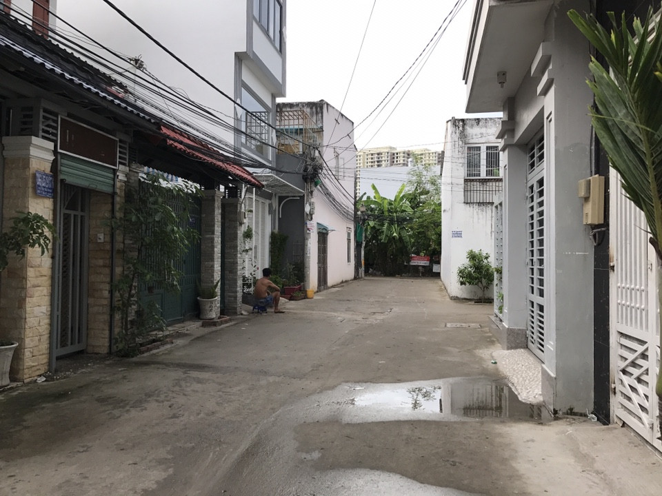 Bán gấp nhà hẻm 1806 Huỳnh Tấn Phát, Thị Trấn Nhà Bè, TP. HCM