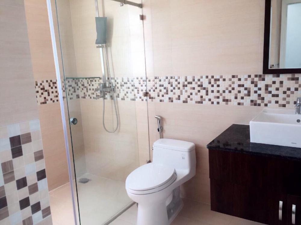 Bán gấp căn hộ La Casa, Quận 7, lầu 5, view trực diện Hồ bơi Quốc tế, Block A,92m2 giá 1,85 tỷ