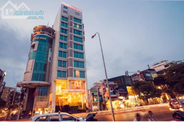 Bán khách sạn đường Lê Lai, Quận 1, gần chợ Bến Thành. DT: 8 x 23m, Hầm + 12 tầng, giá tốt nhất