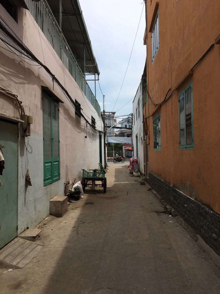 Bán gấp nhà phố 3 lầu hẻm đường Huỳnh Tấn Phát, P. Phú Thuận, Quận 7