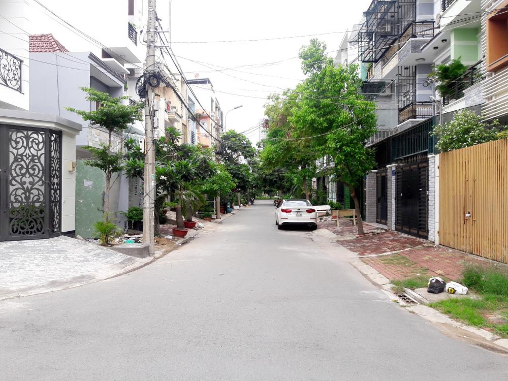 Nhà 2 mặt tiền phường Phú Thuận Nam Long giá 6.3 tỷ