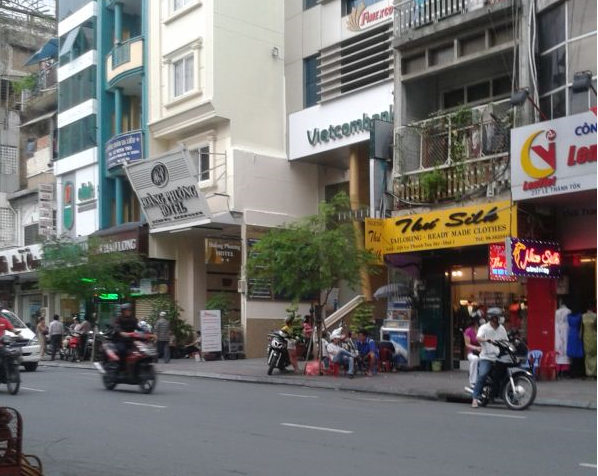 Bán nhà mặt tiền Lê Lai, Quận 1, gần khách sạn New World, chợ Bến Thành