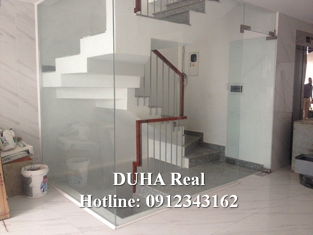 Cho thuê tòa nhà hầm + trệt + 4 lầu mặt tiền 157 Phan Đăng Lưu, vị trí tuyệt đẹp, P1, Phú Nhuận
