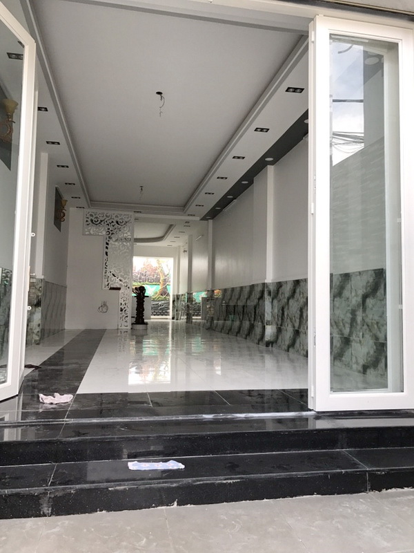 Bán gấp nhà 1 lầu mới xây mặt tiền đường Huỳnh Tấn Phát, P. Phú Mỹ, Quận 7
