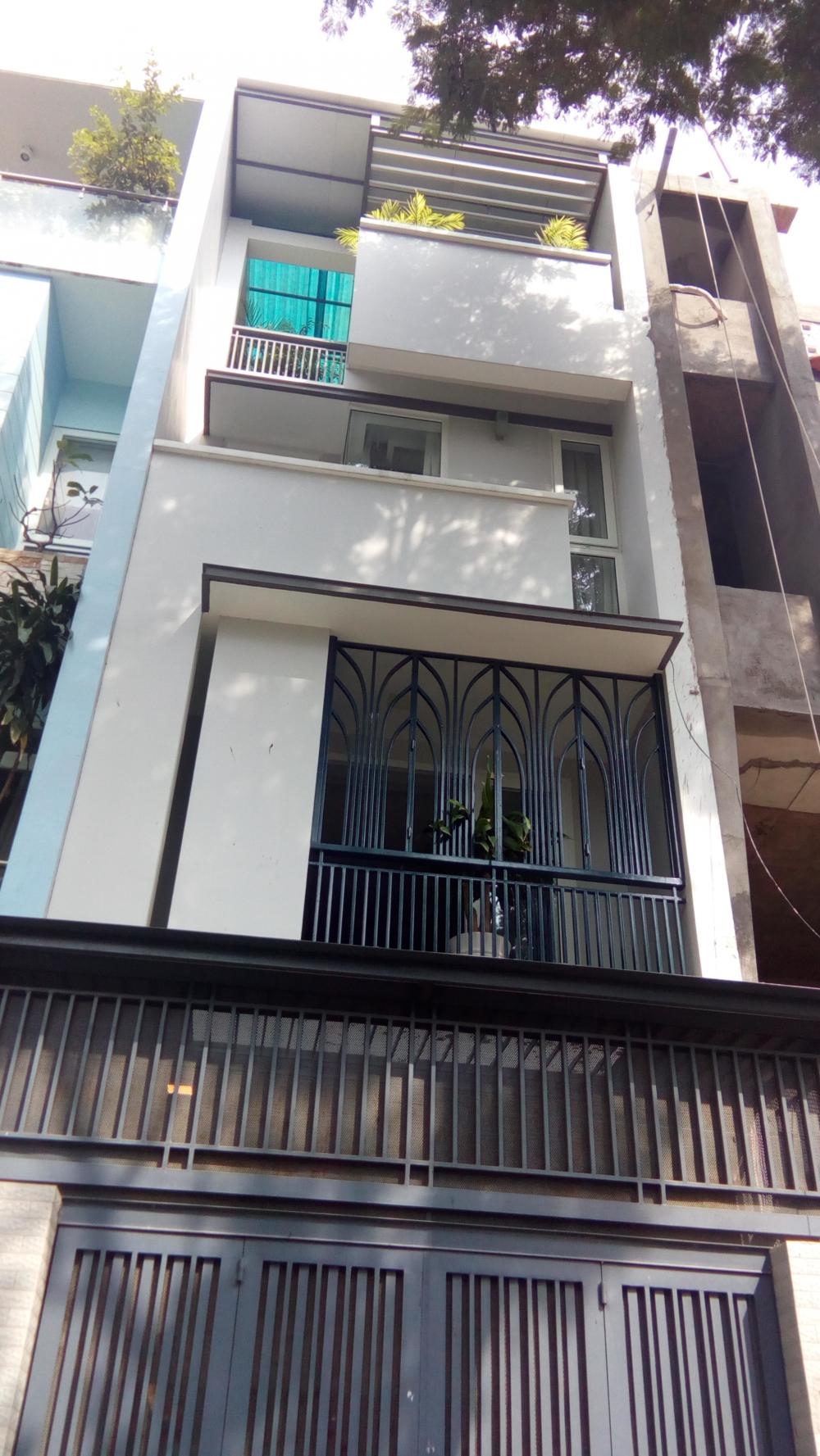 Bán nhà đẹp, 3 lầu, giá 12 tỷ, đường 41 KDC An Phú Hưng, Phường Tân Phong, Quận 7