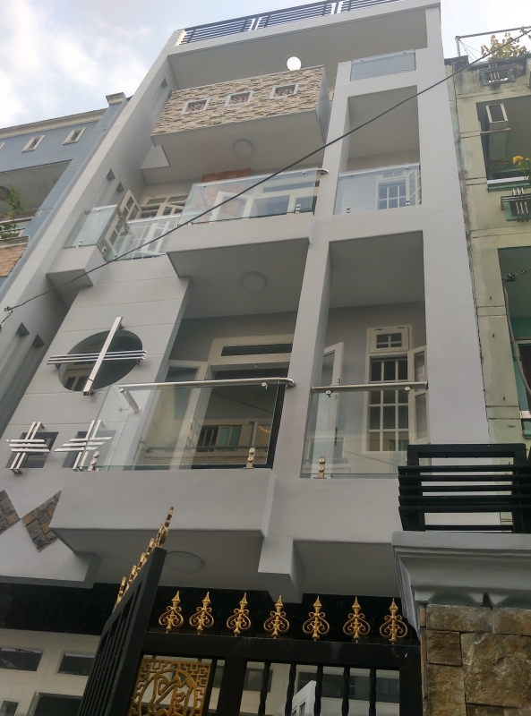 Bán nhà 2 mặt tiền đường Hoa Lan, Phú Nhuận,188m2, giá 23 tỷ