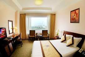 Bán khách sạn 145 Lê Thị Riêng 1 hầm, 10 lầu, 81 phòng. 180 tỷ 