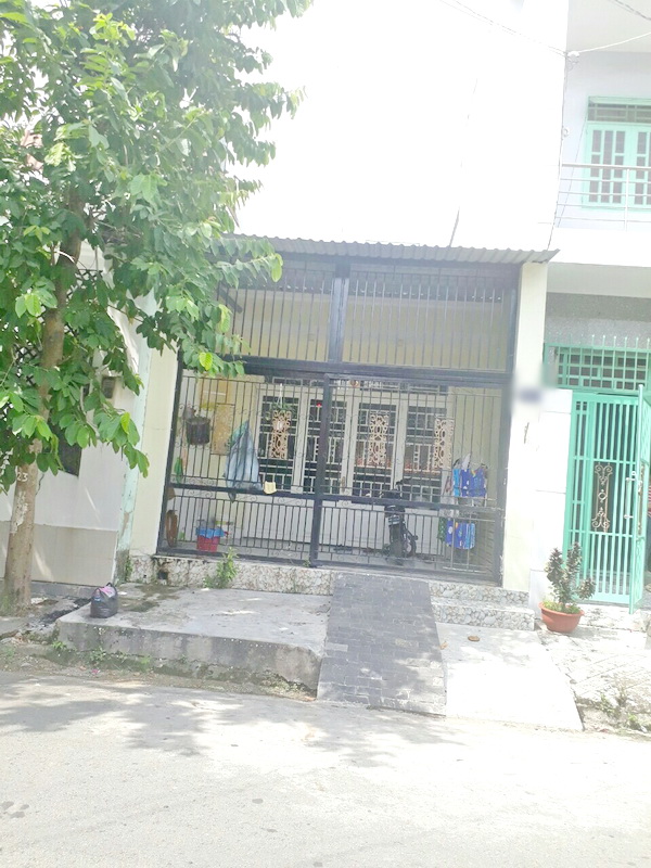 Bán nhà Quận 7 mặt tiền đường số 49 phường Bình Thuận
