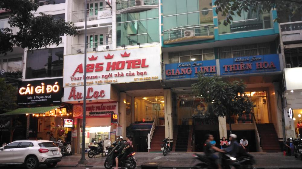 Bán gấp khách sạn MT Trần Quang Khải, Quận 1, xây 6 lầu, giá 20.5 tỷ