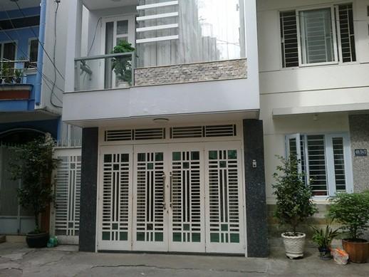 Nhà mặt tiền Cô Giang, Phú Nhuận, 3.5x15m – 3 tầng mới 95%