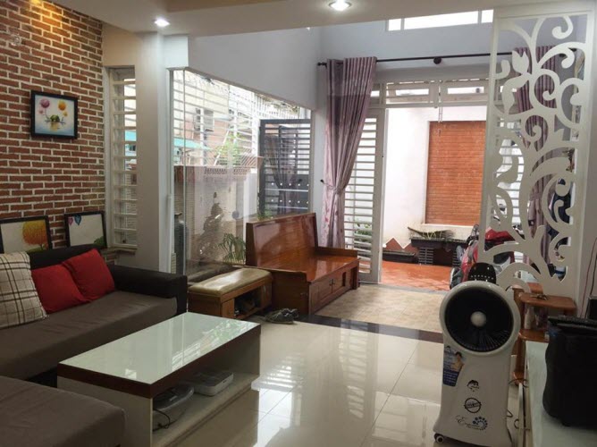 Bán gấp nhà HXH nội bộ đường Đinh Tiên Hoàng, P. Đa Kao, Q. 1, DT 4 x 16m, giá 9.5 tỷ