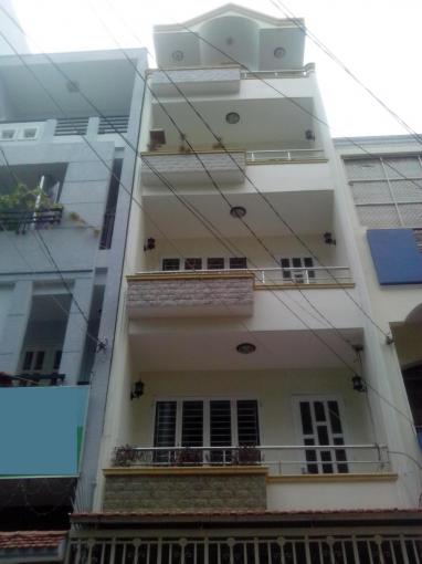 Khách sạn 10 phòng, Nguyễn Thị Minh Khai, q3, 4x20 cn 80m2, giá 20 tỷ - thu nhập 100tr/th