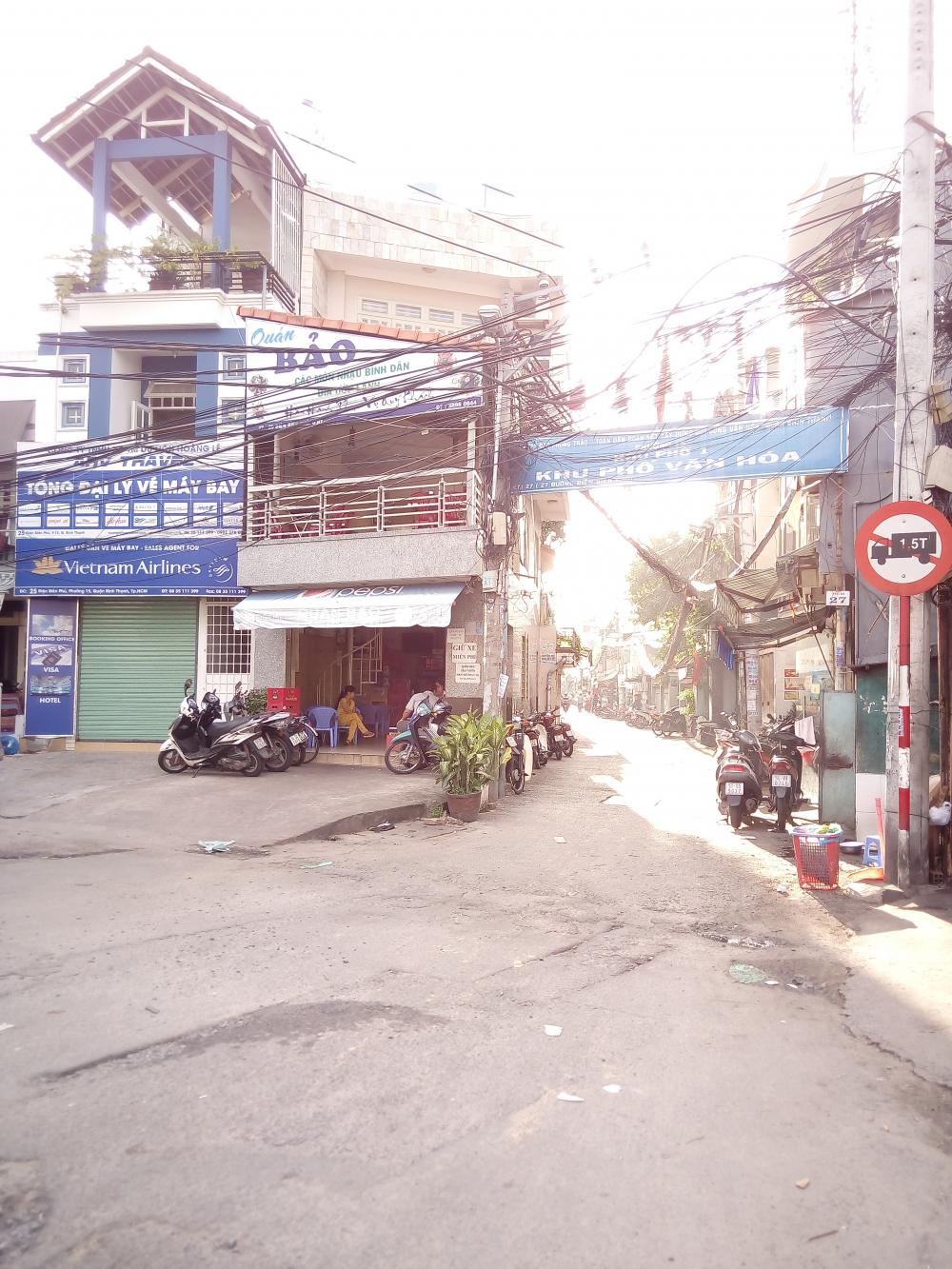 Bán rẻ căn nhà hẻm đường Điện Biên Phủ, ngay giáp Quận 1