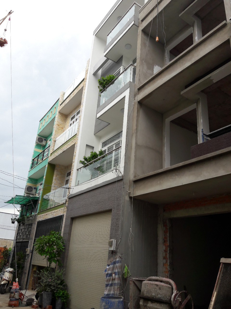 Bán nhà 1 trệt, 3 lầu, Trương Văn Hải, Tăng Nhơn Phú B, Q9