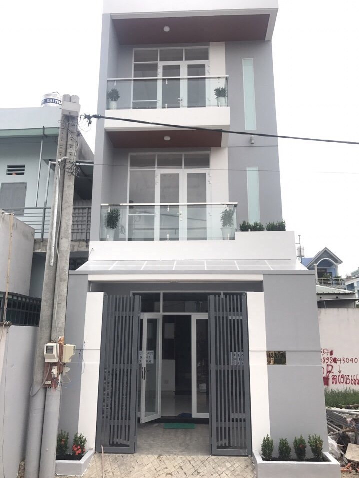 Bán nhà riêng tại đường Lã Xuân Oai, phường Tăng Nhơn Phú A, Quận 9, HCM, 135m2 sàn, 2.6 tỷ