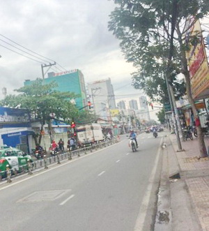  Bán gấp nhà mặt tiền Nguyễn Thị Thập, P. Tân Phong, Quận 7