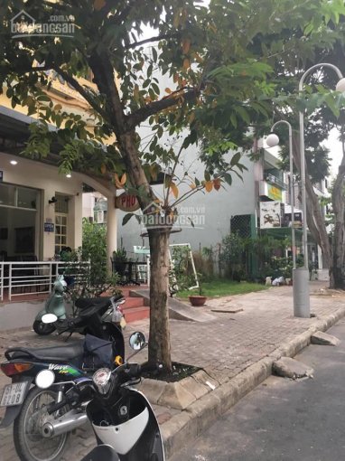 Bán khách sạn tại khu Hưng Phước, Phú Mỹ Hưng, quận 7