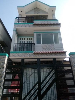 Kẹt tiền bán gấp nhà HXH,  3 tầng- Nguyễn Trãi- Q5, 3.6* 18m, giá 6.6 tỷ