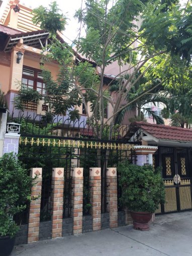 Tháng 9 đi định cư bán nhà mặt tiền đường Nguyễn Biểu,DT 3,5x12, P2, Quận 5. LH 0917156556