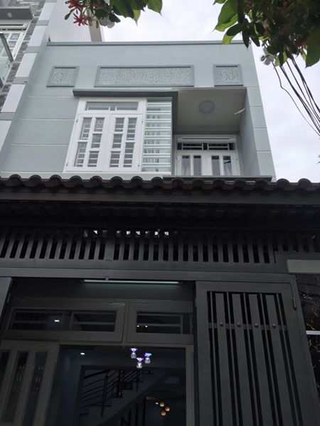 Bán nhà MT đường Huỳnh Văn Bánh, P. 11, Q. Phú Nhuận, DT 6.8x22m, trệt 1 lầu cũ, nở hậu 7m