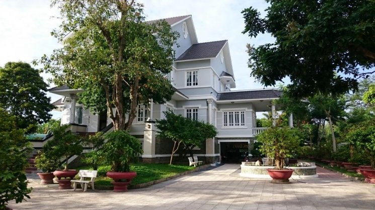 Bán nhà mặt tiền, Thạch Thị Thanh, Quận 1 ,dt 15x21m, giá chỉ 44 tỷ