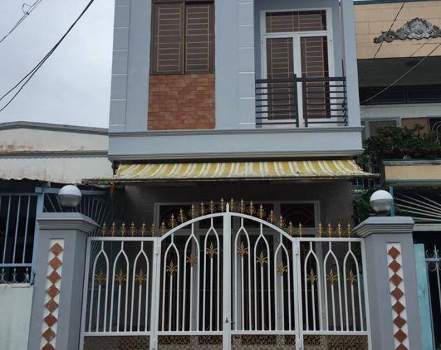 Cần bán căn nhà phố riêng chính chủ , 1 lầu 1 trệt , Phan Văn Hớn 2/ giá 800tr
