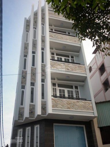 Bán khách sạn đang kinh doanh đông khách đường Nguyễn Trãi, q1, DT 8x20m, 5 lầu, giá 32 tỷ