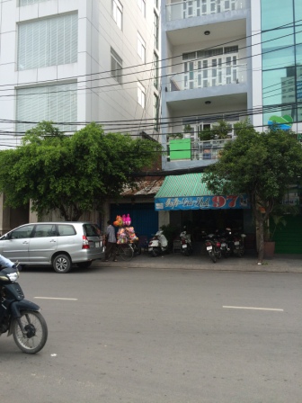 Bán nhà mặt tiền đường Huỳnh Tịnh Của, phường 8, GPXD 8 tầng lầu