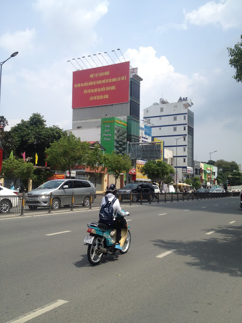 Bán nhà mặt tiền, Nguyễn Văn Thủ, Quận 1 ,dt 8x30m, giá chỉ 96 tỷ