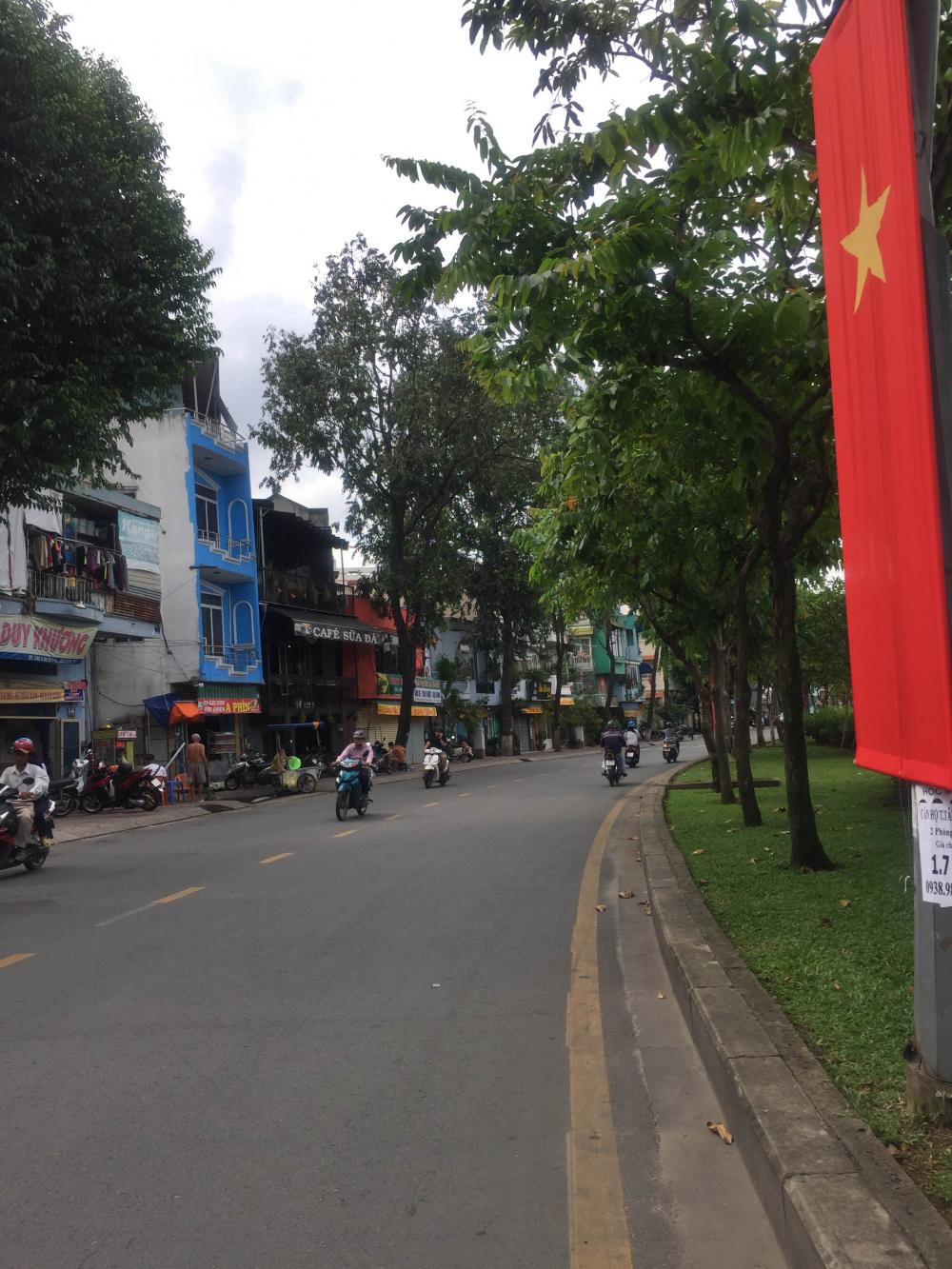 Bán nhà 2 MT số 560 Trường Sa, phường 2, quận Phú Nhuận