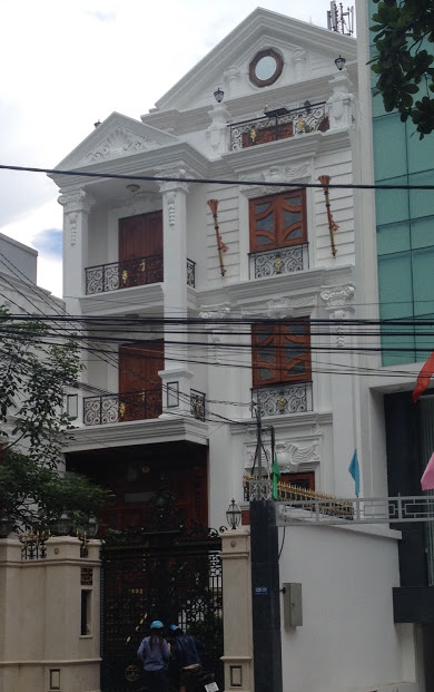 Bán nhà mặt tiền đường Lê Lai, Bến Thành, Quận 1. 7 tầng mới. Đang cho thuê giá cao