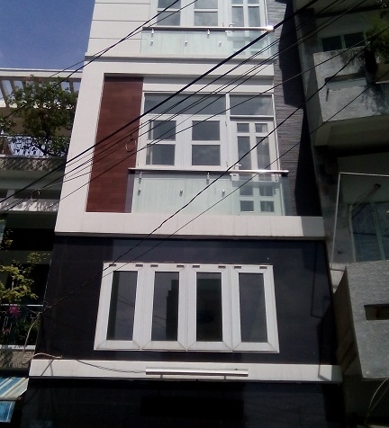 Cần bán gấp nhà đường Phan Ngữ, Quận 1, DT: 4,7x17m