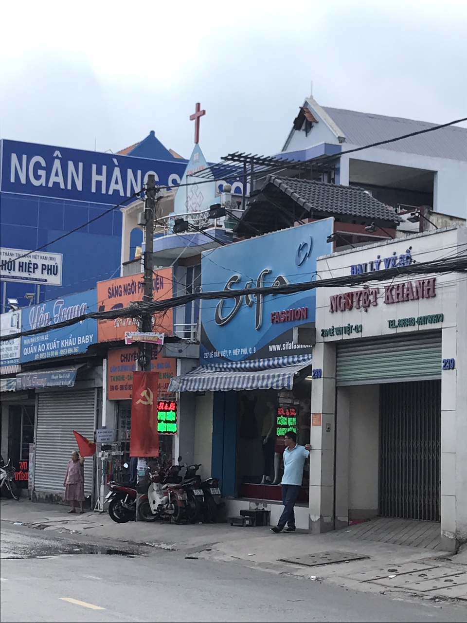 Bán nhà mặt phố tại Đường Lê Văn Việt, Phường Hiệp Phú, Quận 9, Tp.HCM diện tích 143m2  giá 26 Tỷ