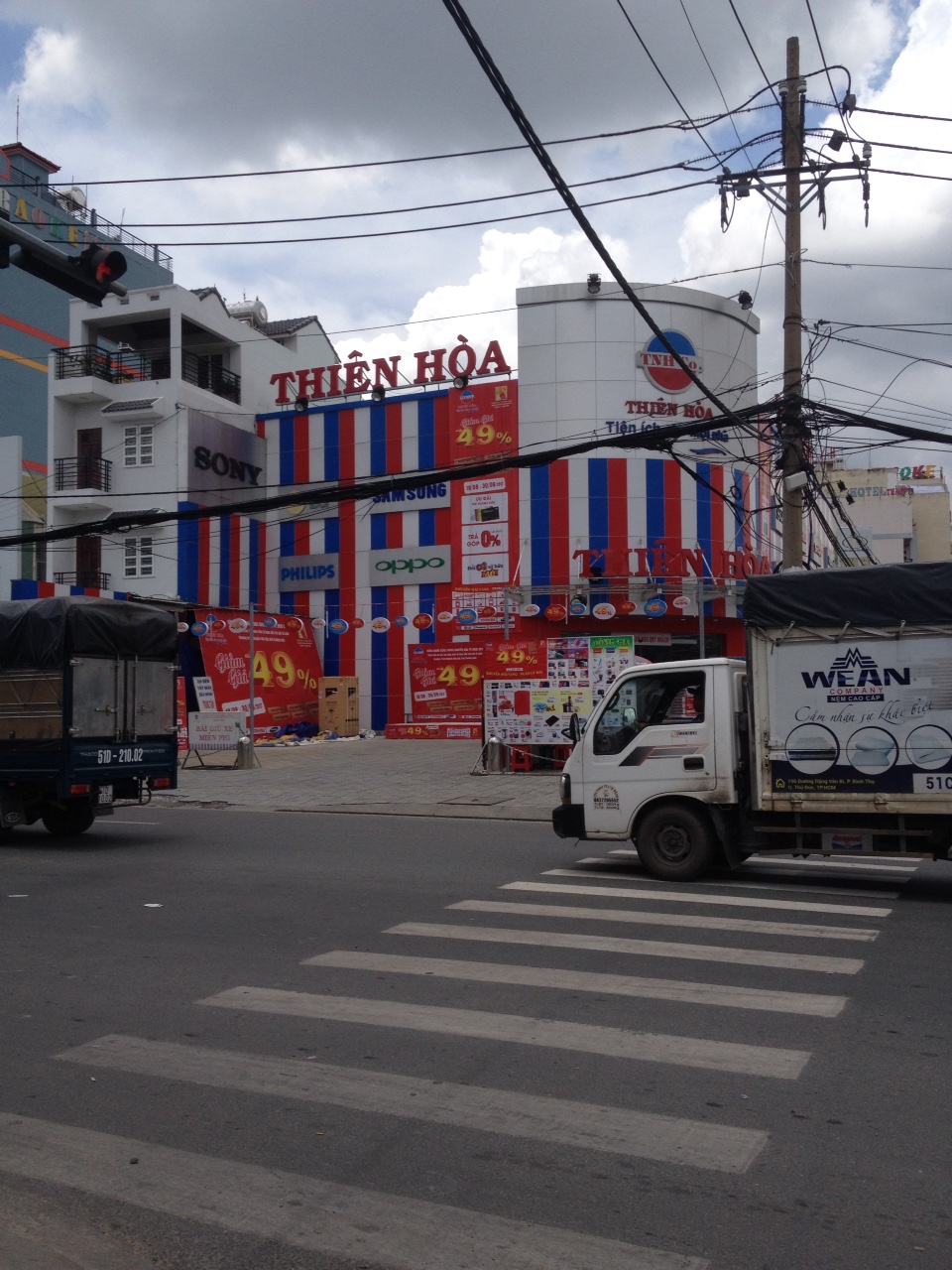 Bán nhà 4.1x18.5m MT đường Nguyễn Thị Thập và chợ Tân Mỹ, 3 lầu, 12.5 tỷ