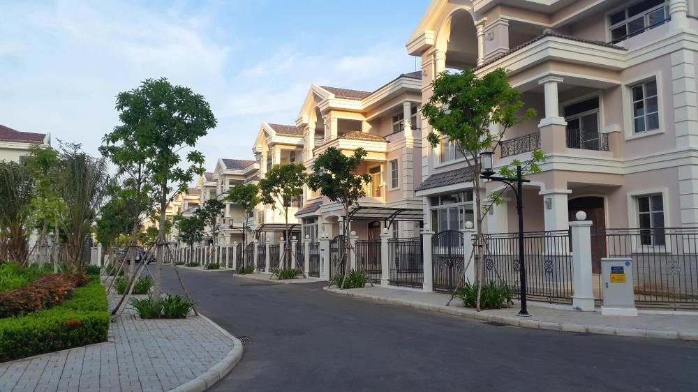 Bán nhà biệt thự đơn lập tại khu dân cư Nam Viên, Phú Mỹ Hưng, Quận 7, giá: 25.5 tỷ, 272m2