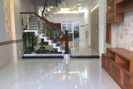 Nhà mới đẹp đường Nguyễn Thị Tú, DT: 4,6x12m, 1 lầu đúc 2 tấm thật, 1,9 tỷ