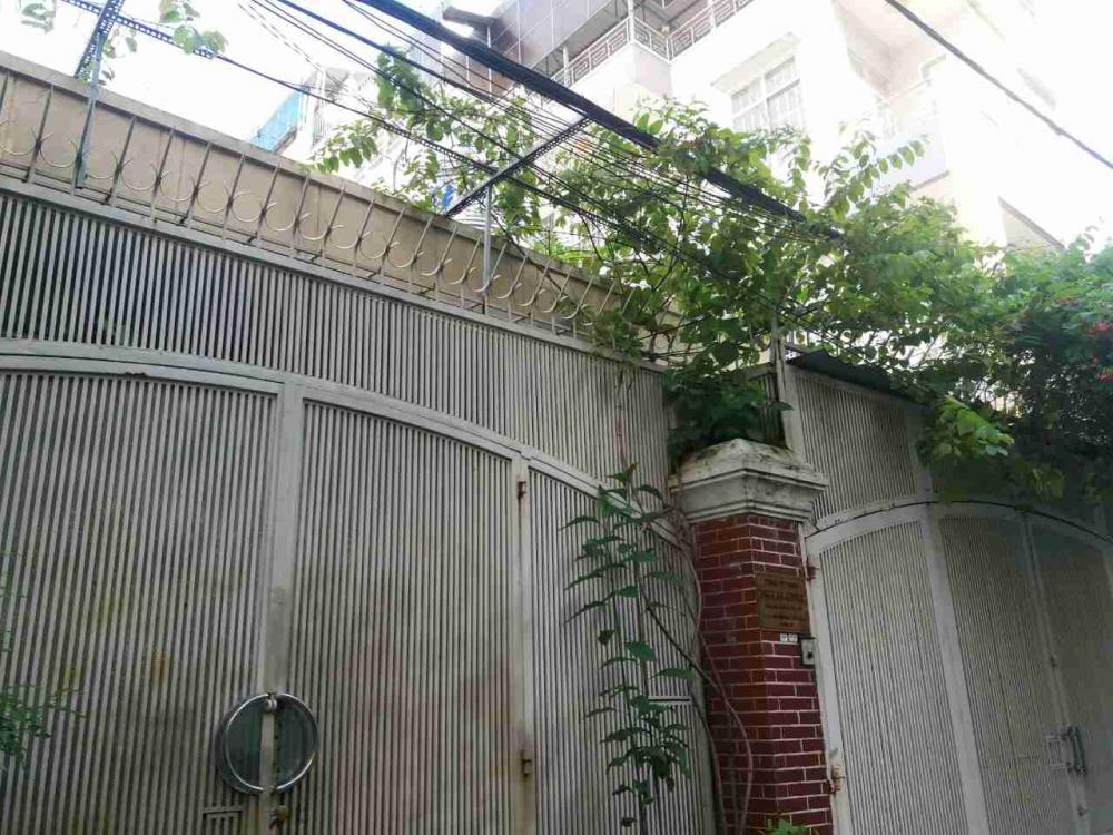 Bán nhà mặt tiền xây khách sạn 8x20m, Lê Lai P. Bến Thành, Q1, gần KS New World