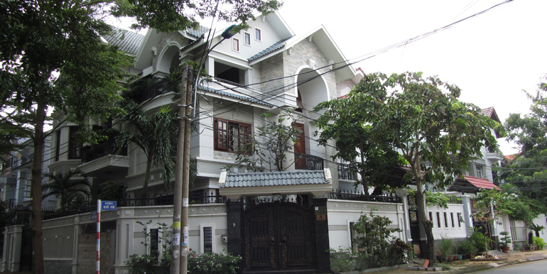 Bán biệt thự Mặt Tiền đường Hồ Xuân Hương, Q3, (8x14), nhà một trệt 4 lầu mới, giá 22 tỷ