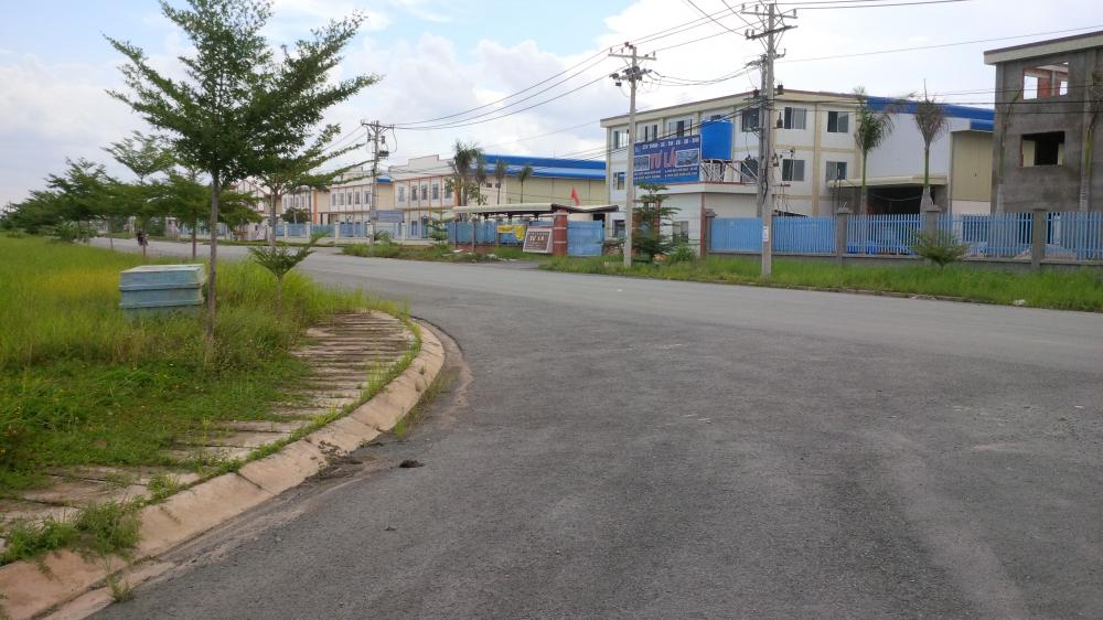 Bán nhà riêng tại đường 2C, Xã Phạm Văn Hai, Bình Chánh, Tp. HCM DT 100m2, giá 399 triệu