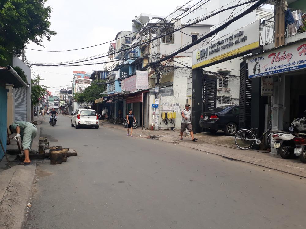 Bán nhà 2MT Nguyễn Đình Chiểu, PN. DT 6,5x21m (NH 6,8m) cấp 4