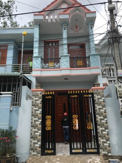 Bán nhà riêng tai BV Bình Tân, DT: 28m2, 2 lầu, Tân Tạo A, Bình Tân