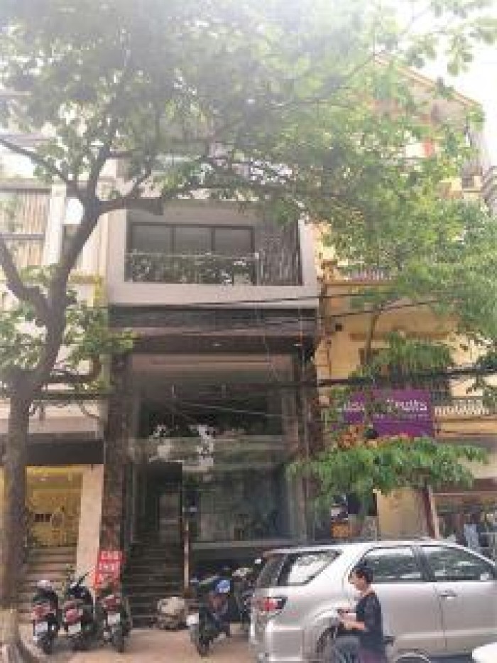 Bán nhà mặt phố tại Đường Núi Thành, Phường 13, Tân Bình, Tp.HCM diện tích 216m2  giá 17.1 Tỷ
