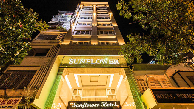 Bán khách sạn hầm 7 lầu đường Lê Lai, Bến Thành Q1; DT 4m x 18m (kế New World Hotel)  