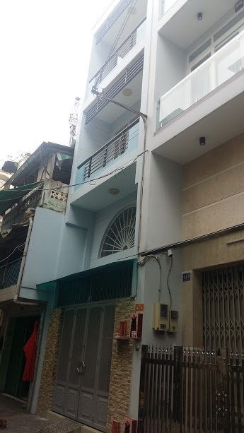 Kẹt tiền bán gấp căn hộ dịch vụ hẻm số 8A đường Thái Văn Lung, phường Bến Nghé, Q1